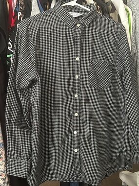 Old Navy The Classic Flannel Shirt- Women’s Size L - Plaid